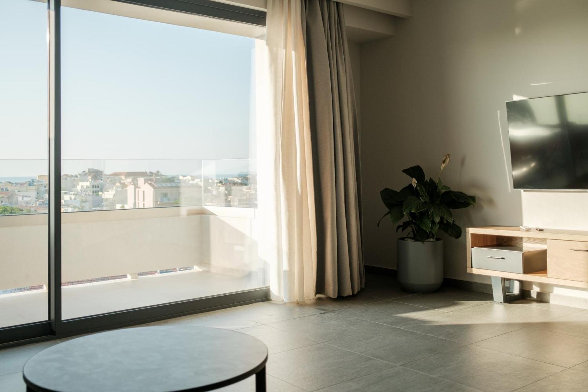 Apartamento Sky-High 70Sqm Penthouse W. Stunning Views - 05 La Canea Exterior foto